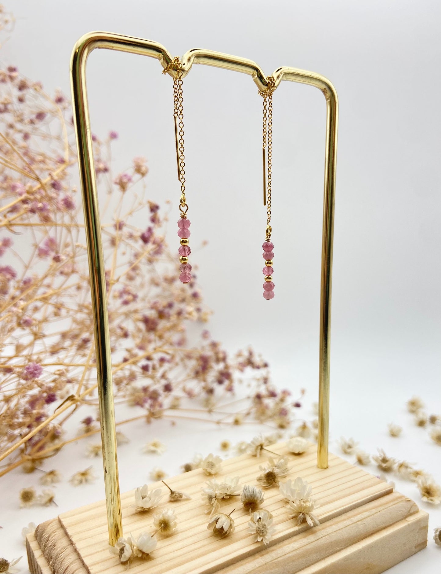 DÉLICATESSE - Boucles d'oreilles chaines et tourmaline rose facettée